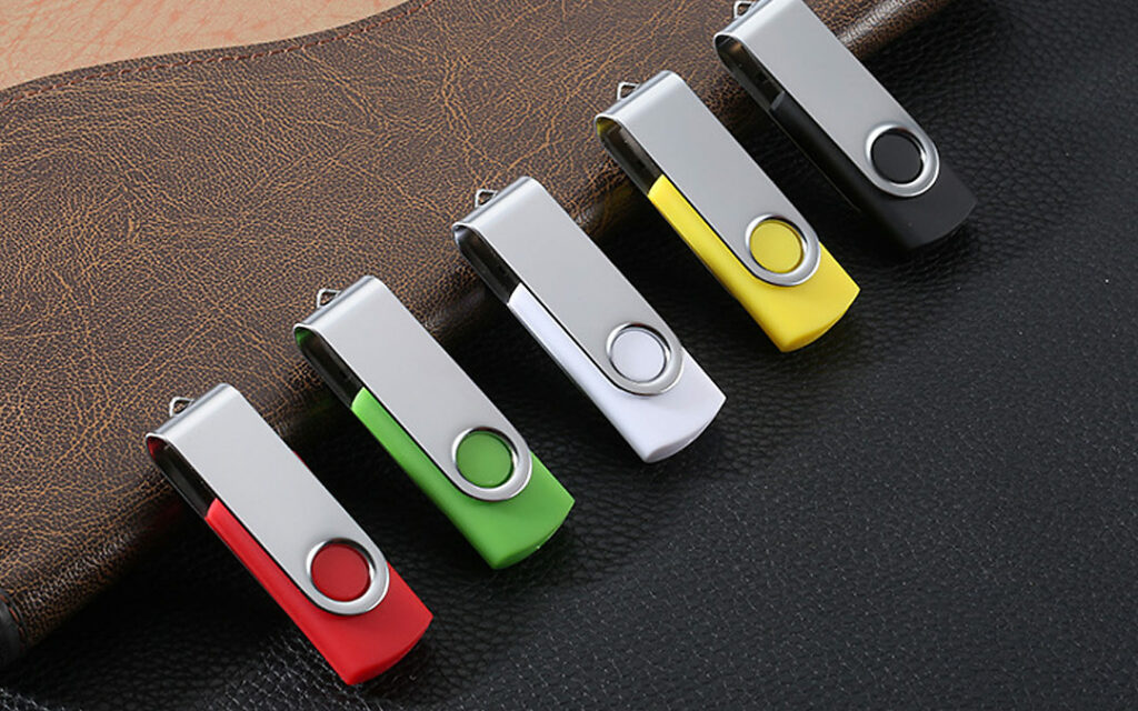 Clés USB Twister colorées pour artistes - rouge, bleu, vert, rose, violet, jaune - personnalisation Pantone